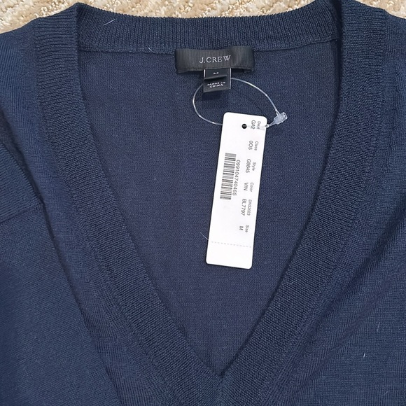 JCrew light weight Merino wool sweater; navy - Picture 2 of 7